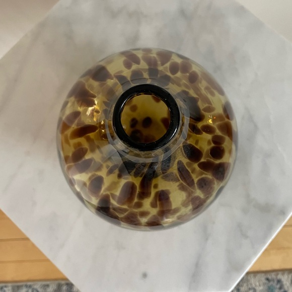 Vintage hand blown glass vase - Picture 2 of 3